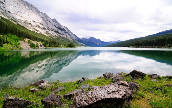 Medicine Lake