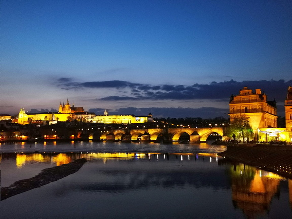 IMG 20220428 205903-01